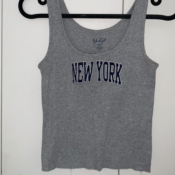 New York Tank - Picture 1 of 2